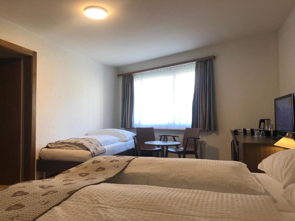 Hotel Crystal